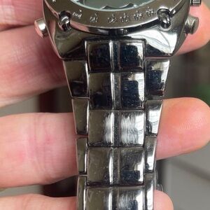 Mens Mossimo Quartz.  Battery has died due to not wearing.